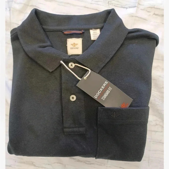 Dockers Black  Polo Short Sleeve Top Size Medium - Picture 1 of 6